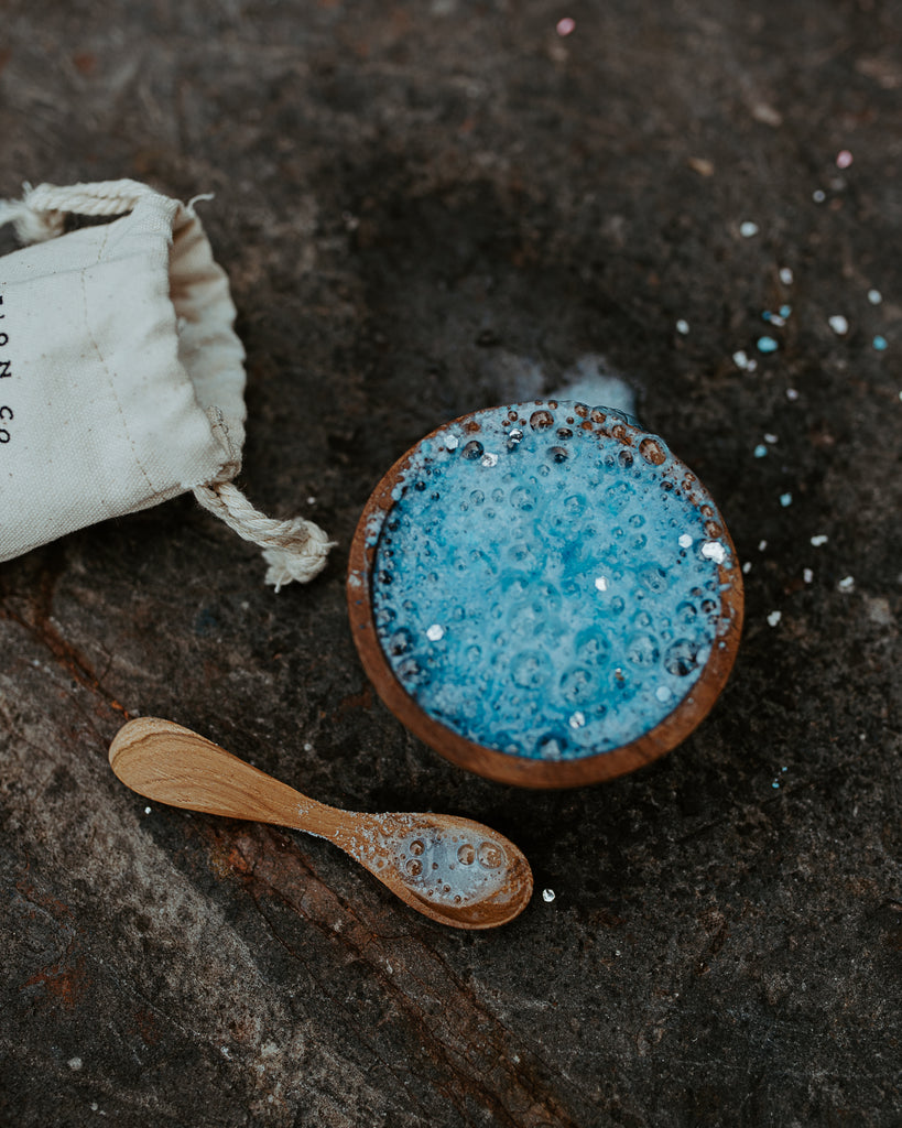 miniature wooden potion set potion bubbling